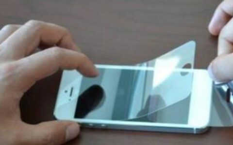 钢化膜贴了有气泡怎么办？教你几招轻松去除