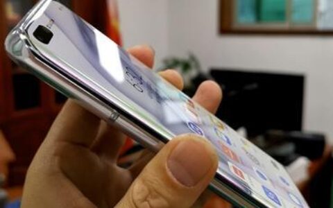 华为自带膜可以撕吗？答案是