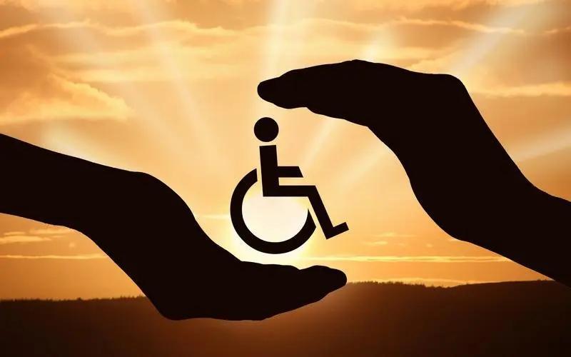 残疾人上班会取消低保吗？全面解析与就业指南