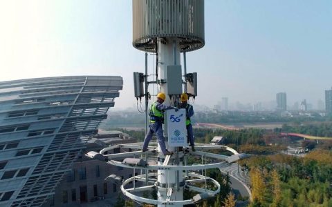 移动基站建设：覆盖更广，通信更畅