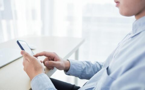 一个运营商一个月只能办一次手机卡嘛? 一个人每个运营商能办几张手机卡